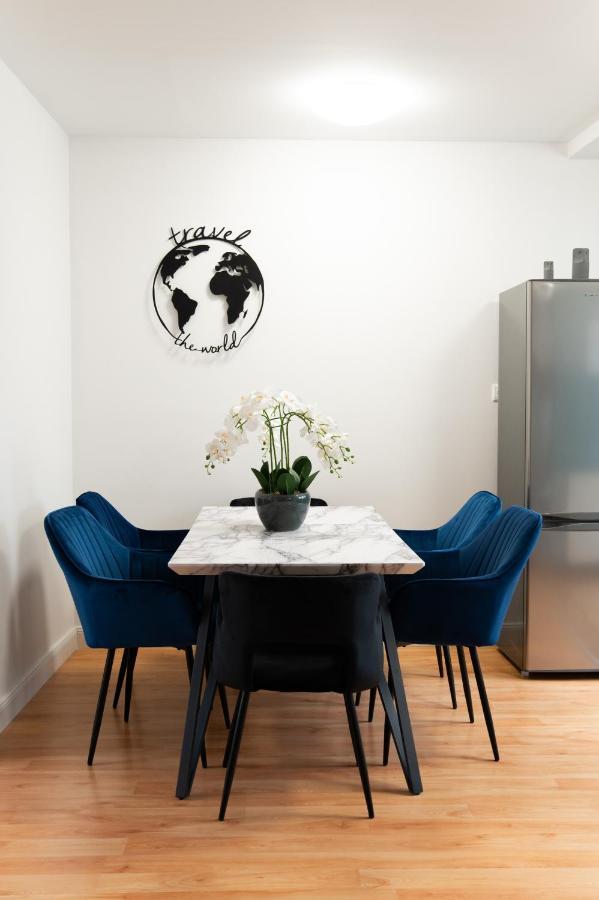 Balcony Dohany Street Apartment บูดาเปสต์ ภายนอก รูปภาพ